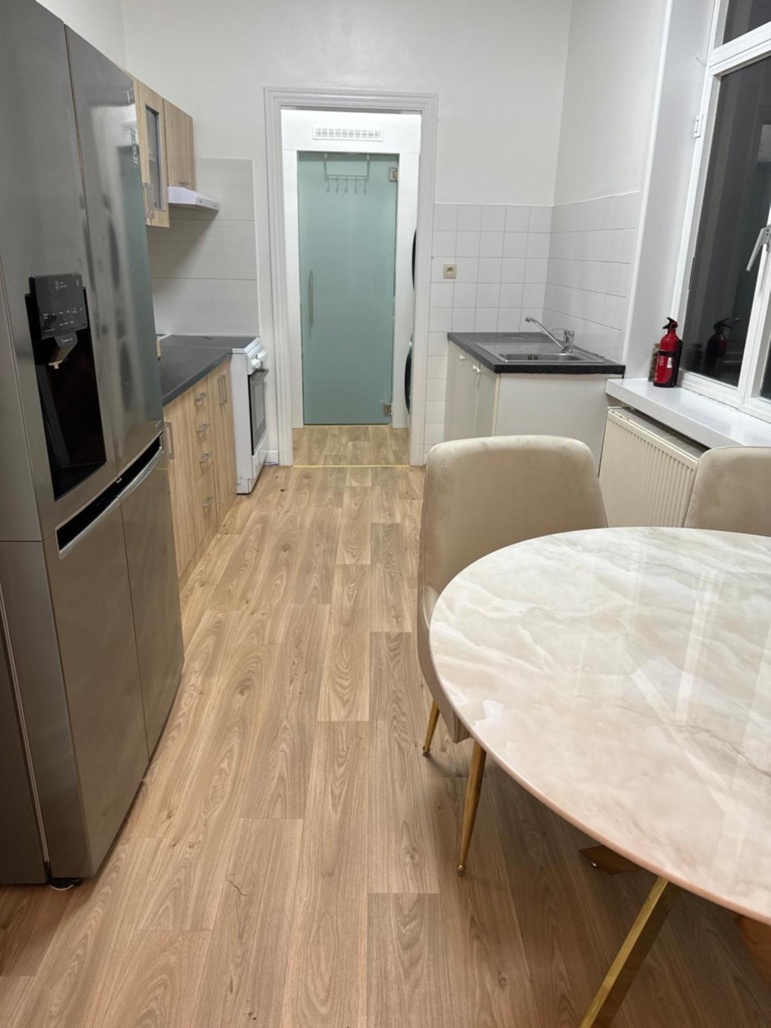 Appartement 2 Chambre Luxueuse A Jette Brüssel Exterior foto